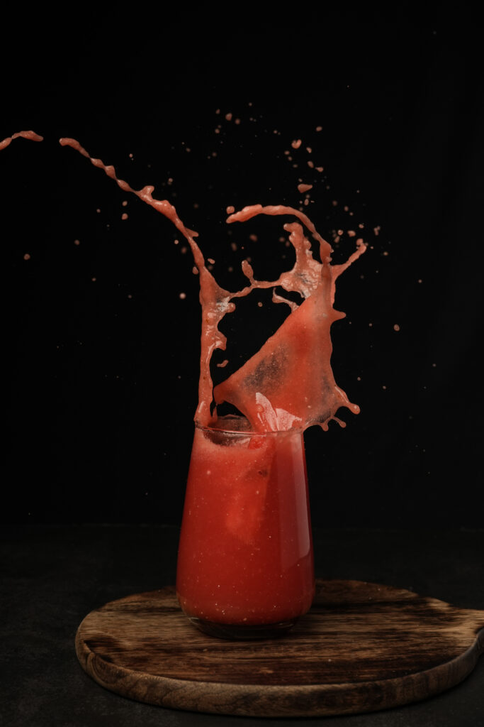 High-speed splash photography for beverages and products